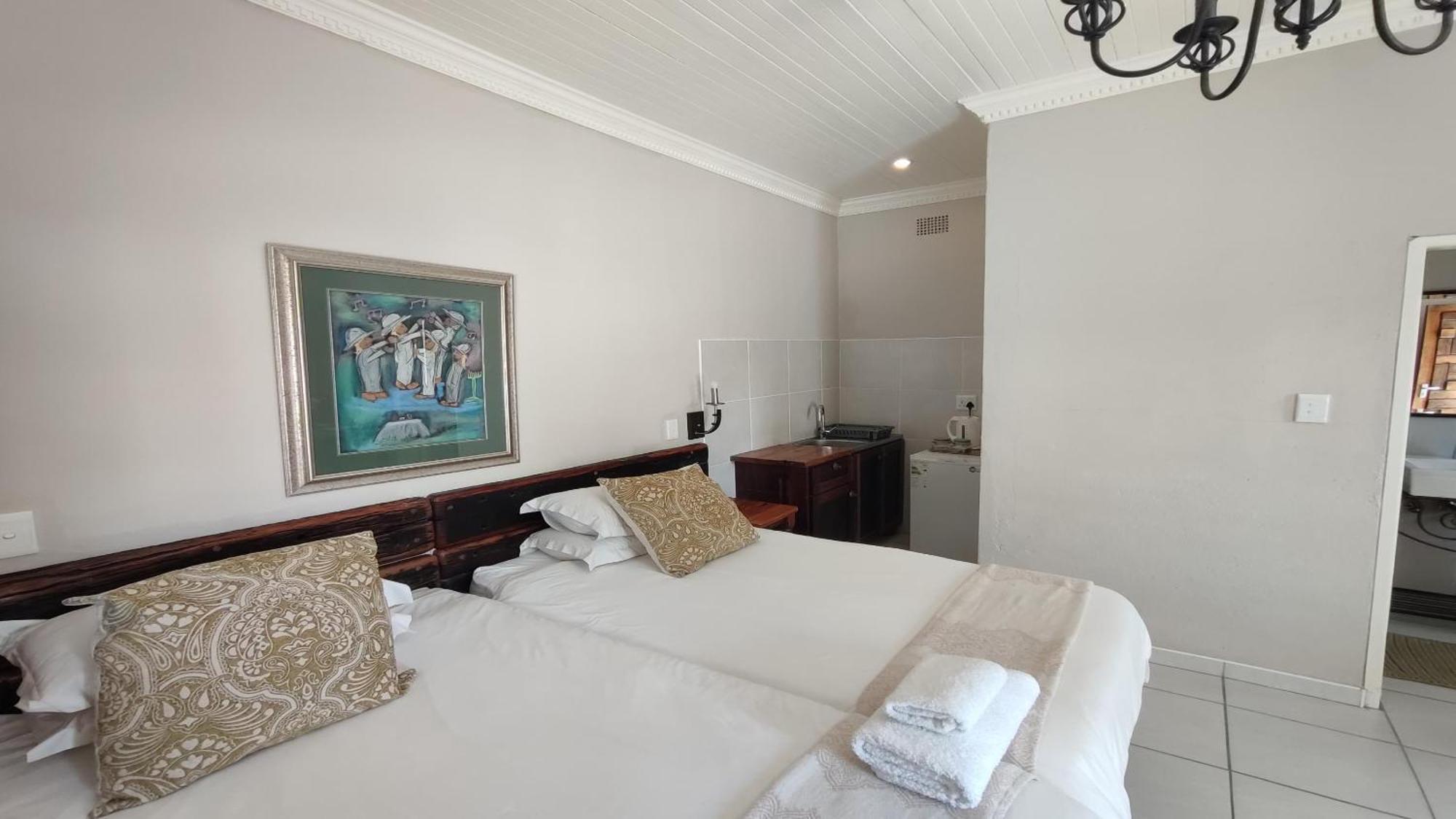Bird'S Nest Guest House Keetmanshoop Værelse billede
